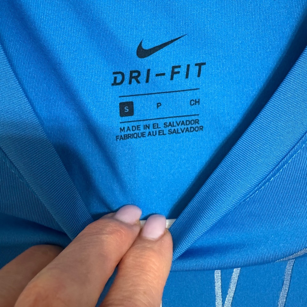 Nike Dri-FIT Performance Tee in Blue
